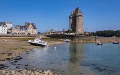 Les plus beaux styles de maisons traditionnelles de Bretagne : Top 8